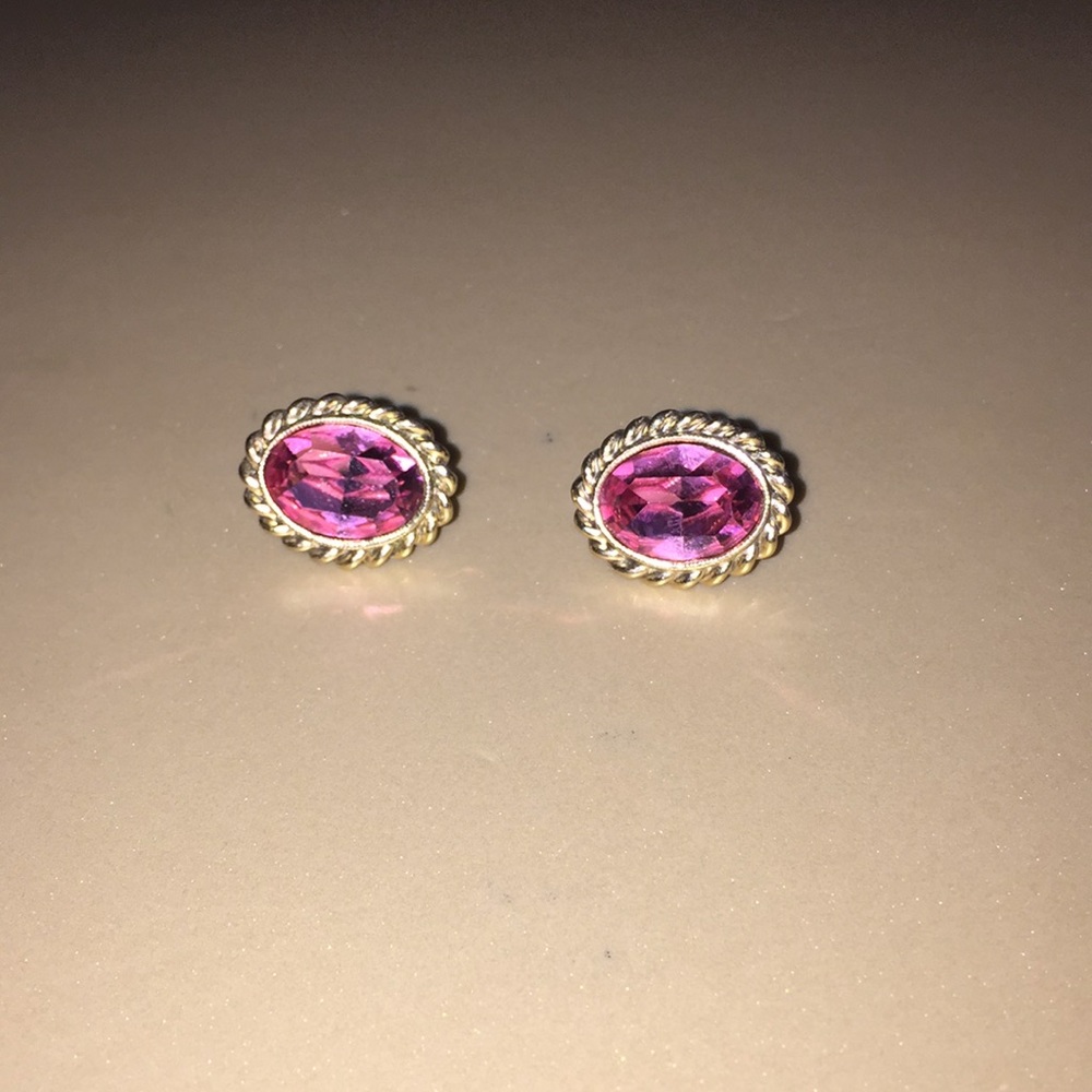 Pink Earrings. - Picture 3 of 3